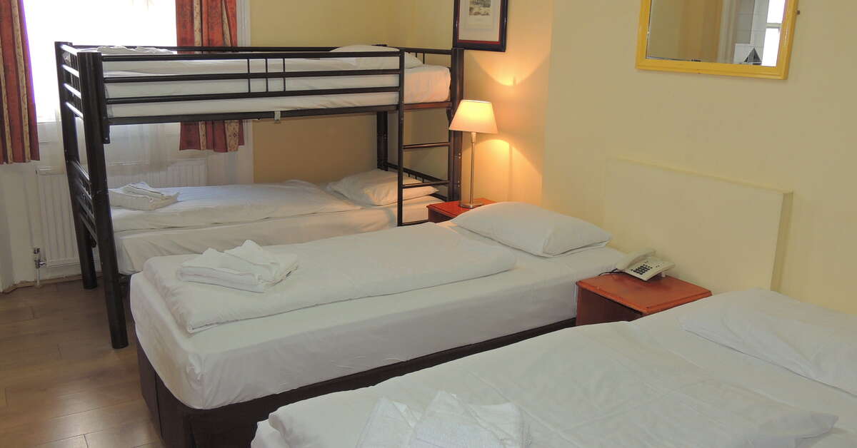 Een foto van Dolphin Hotel
