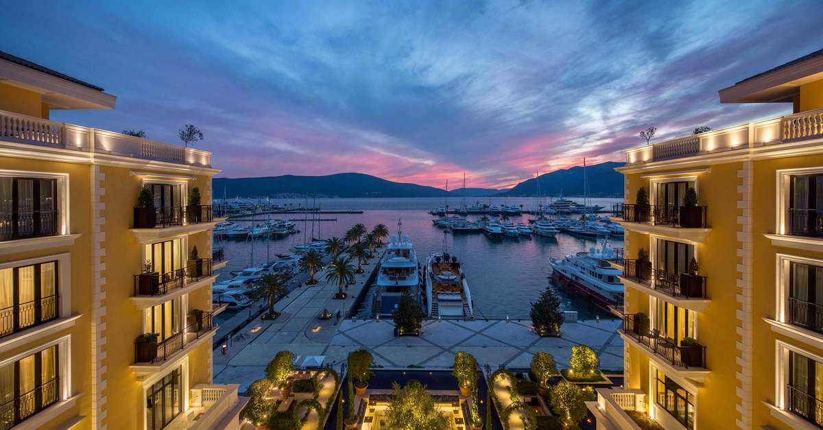 Een foto van Regent Porto Montenegro