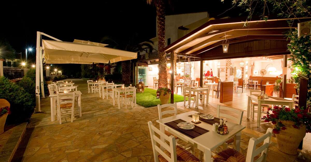 Een foto van het terras bij Fotis House