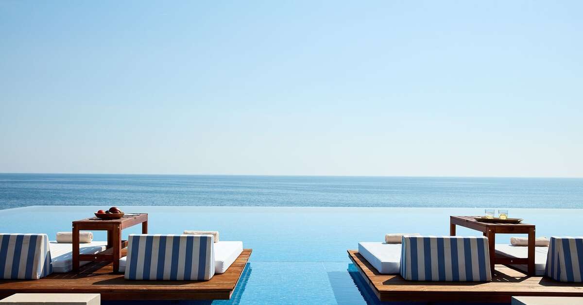 Een foto van het zwembad bij Cavo Olympo Luxury Hotel & Spa