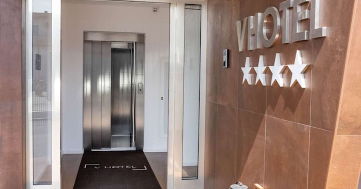 Een foto van V Hotel