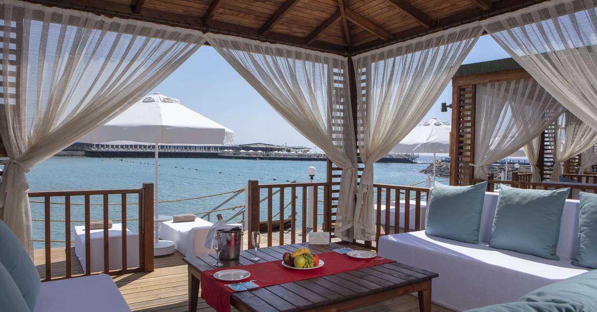Een foto van het terras bij Mylome Luxury Hotel & Resort