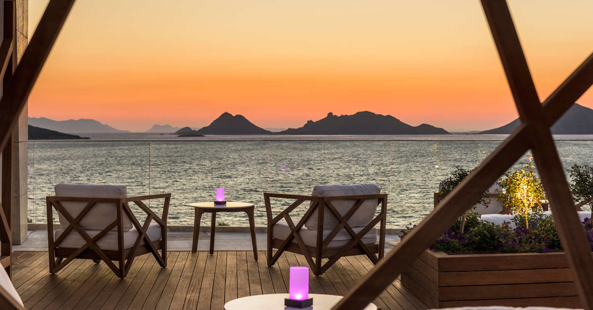 Ein Foto von der Terrasse im Swissotel Resort Bodrum Beach