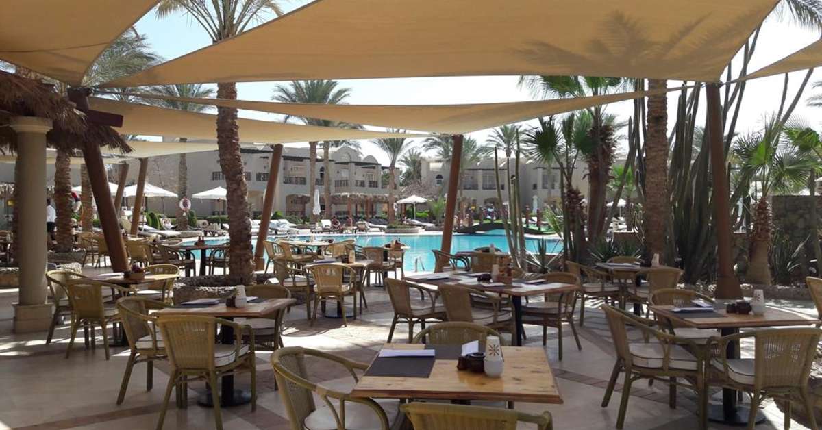 Ein Foto von der Terrasse im Iberotel Makadi Beach