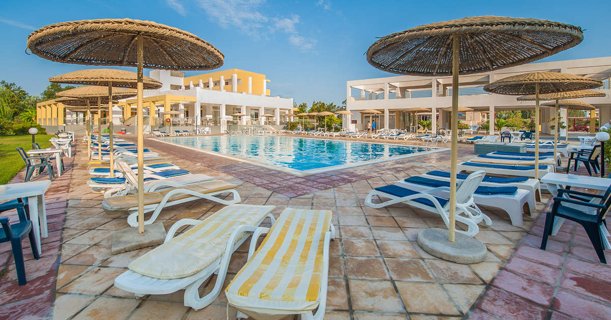 Een foto van het zwembad bij Aegean Bay Hotel