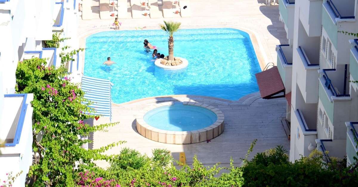 Een foto van Sunpoint Suites Hotel