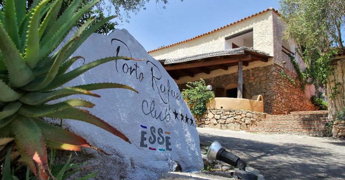 Een foto van de buitenkant van Club Esse Porto Rafael