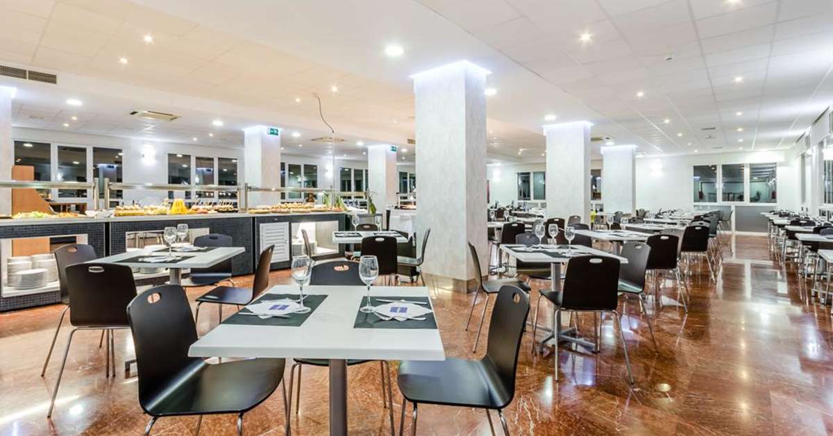Een foto van de faciliteiten bij Sercotel Maya Alicante