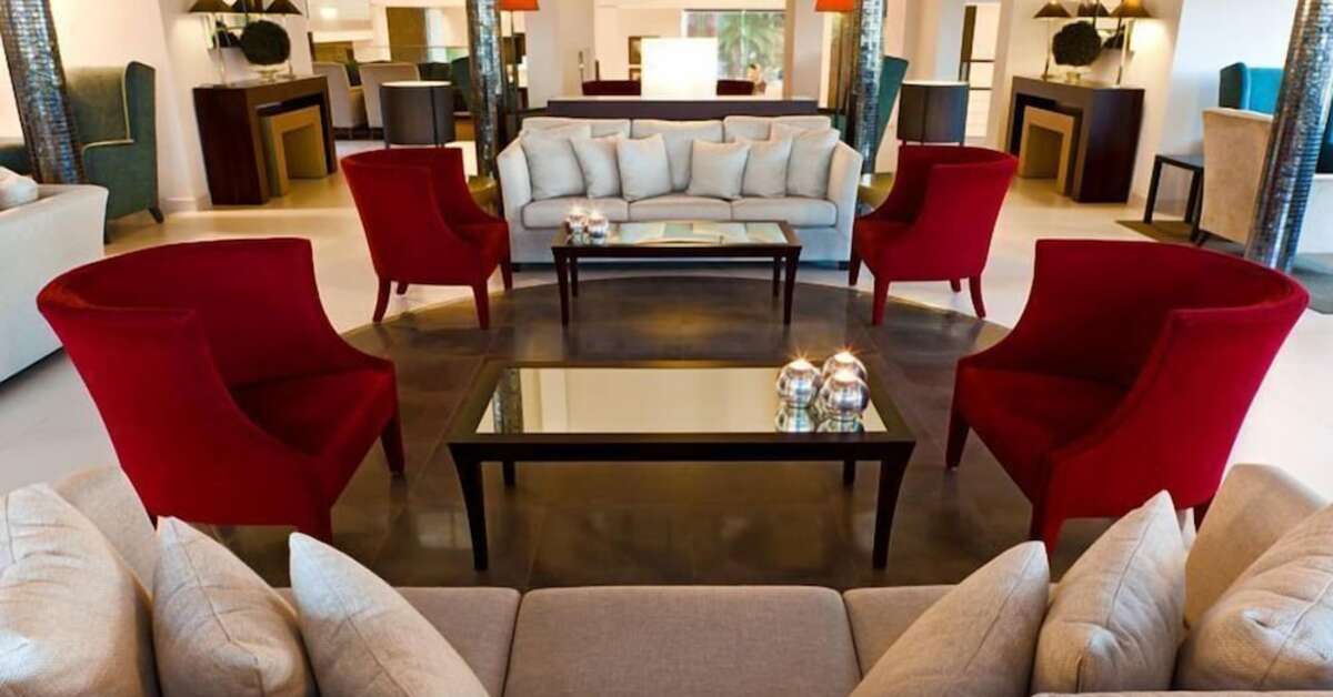 Een foto van het interieur van Ozadi Altura Beach Resort