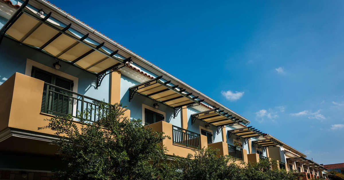 Een foto van de buitenkant van Mediterranean Beach Resort