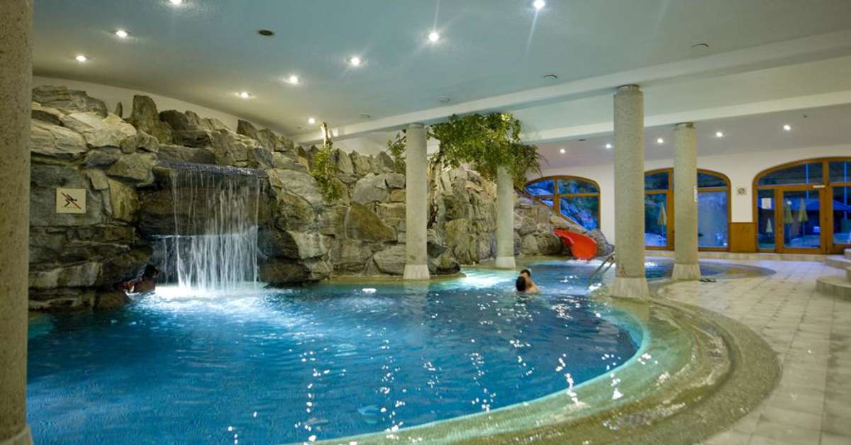 Een foto van het zwembad bij Alpenhotel Weitlanbrunn