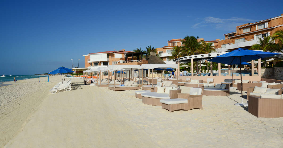 Ein Foto vom Strand beim Sunset Fishermen Beach Resort
