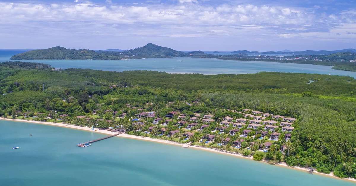 Een foto van The Village Coconut Island