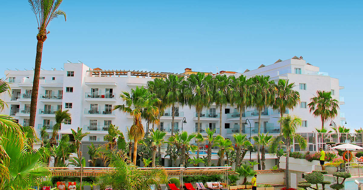Een foto van het zwembad bij Sol Torremolinos Don Marco