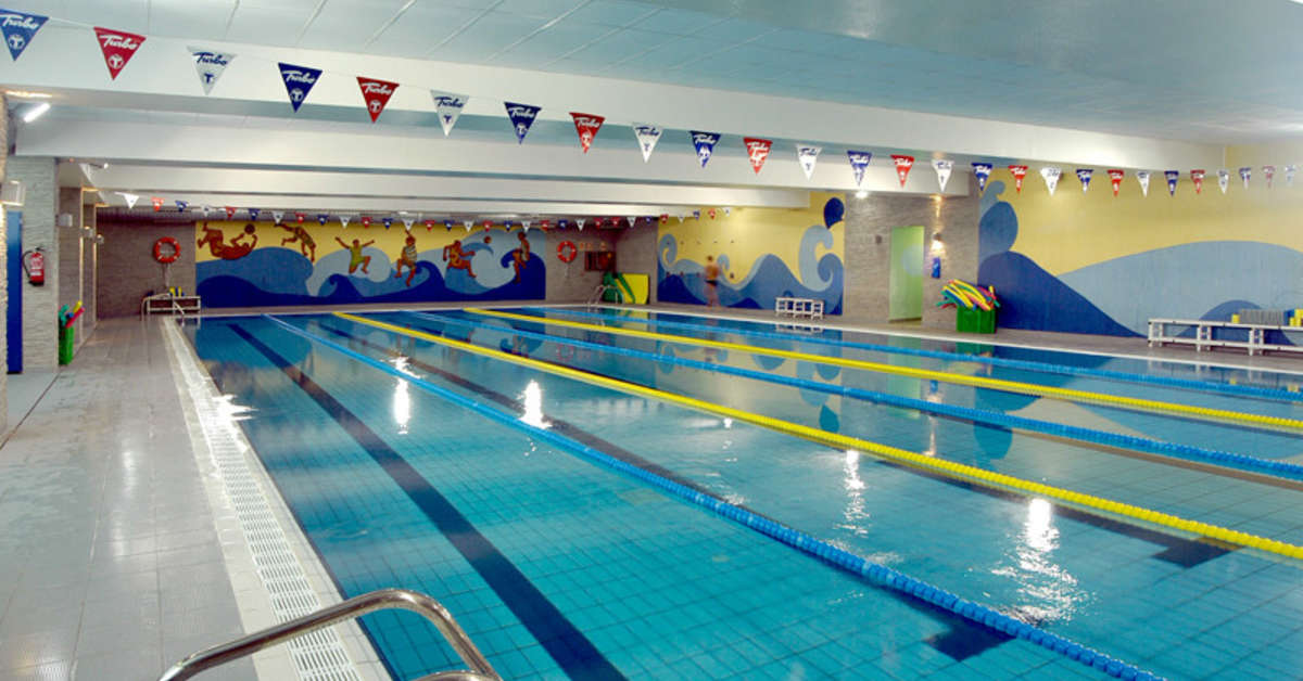 Een foto van het zwembad bij Hotel Evenia Olympic Suites