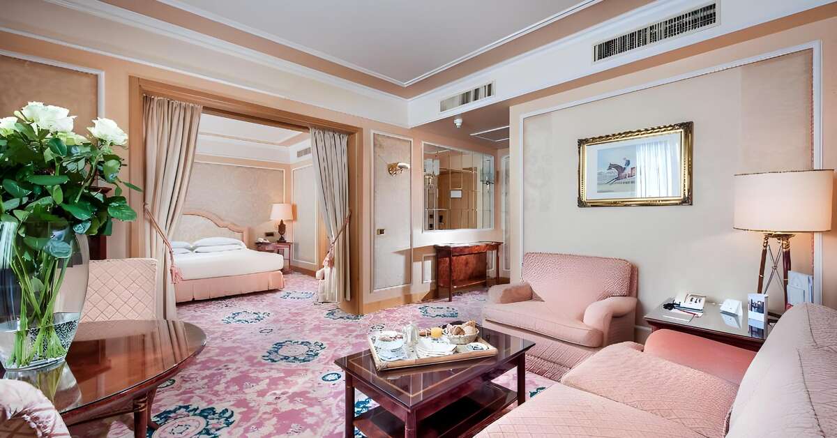 Een foto van Royal Garden Hotel