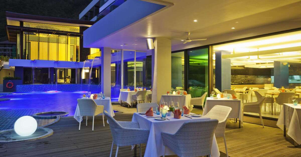 Een foto van de faciliteiten bij Eastin Yama Hotel Phuket