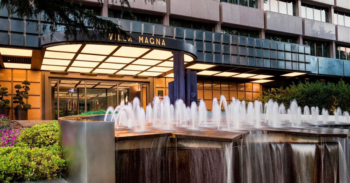 Een foto van de buitenkant van Rosewood Villa Magna