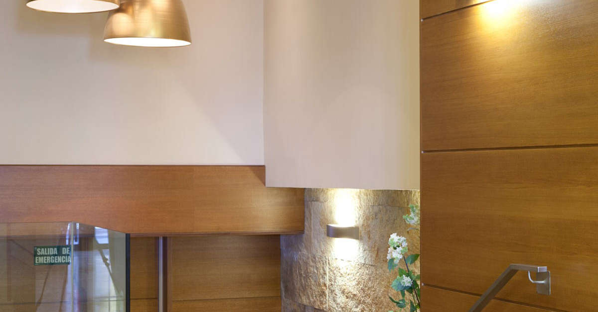 Een foto van het interieur van Sterling Hotel