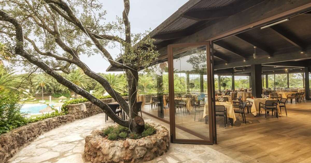 Een foto van de faciliteiten bij La Bobadilla a Royal Hideaway Hotel