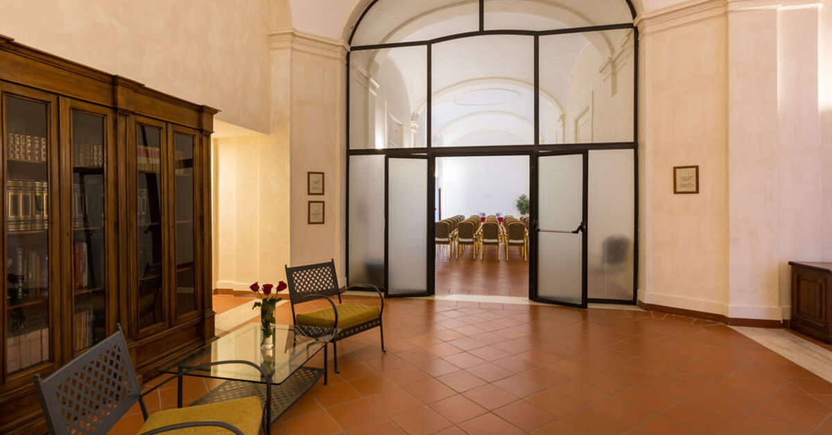 Een foto van het interieur van Domus Sessoriana
