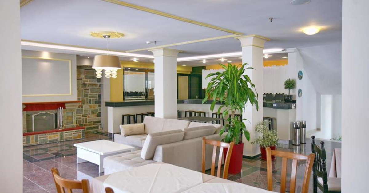 Een foto van het interieur van Hotel Theofilos Classic