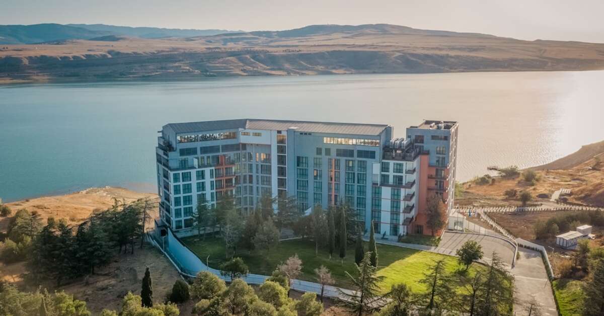 Een foto van Gino Seaside Tbilisi Trademark Collection By Wyndham
