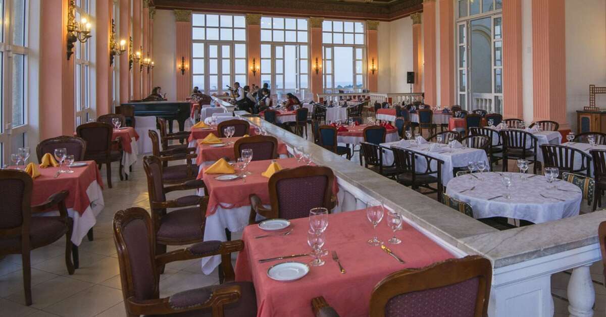 Ein Foto Mercure Sevilla Havane
