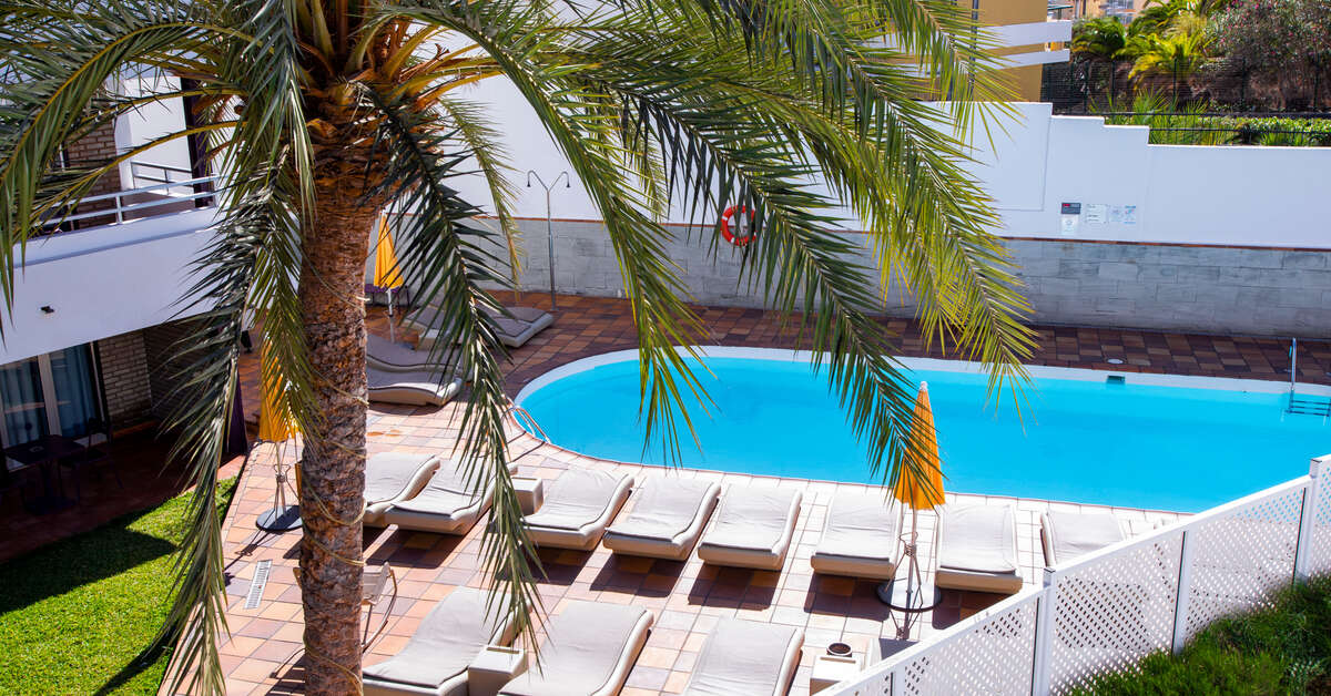 Ein Foto vom Pool im Las Jacarandas Beach 