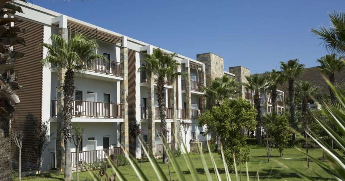 Een foto van de buitenkant van Green Bay Resort & Spa