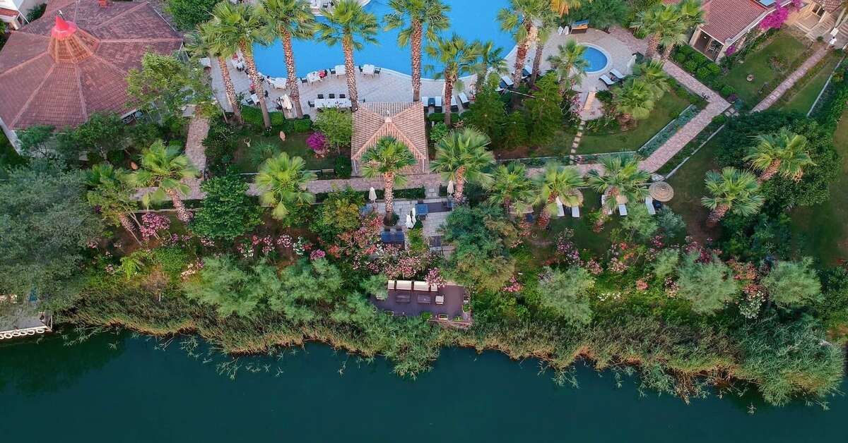 Een foto van het zwembad bij Dalyan Resort Hotel