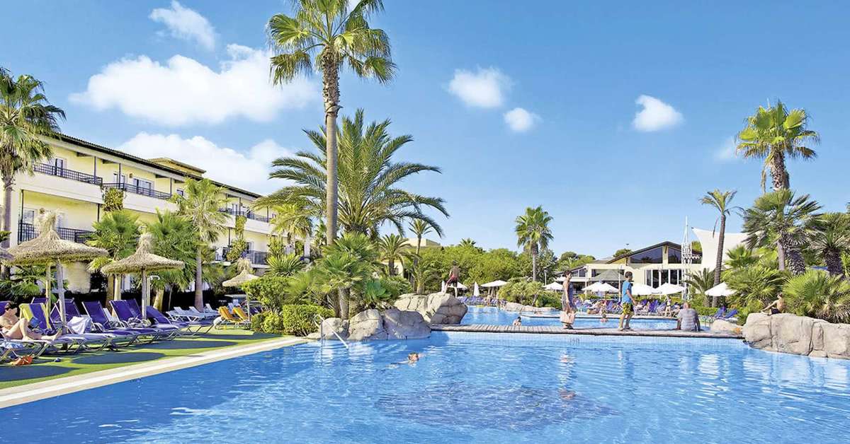 Een foto van het zwembad bij Allsun Hotel Eden Playa