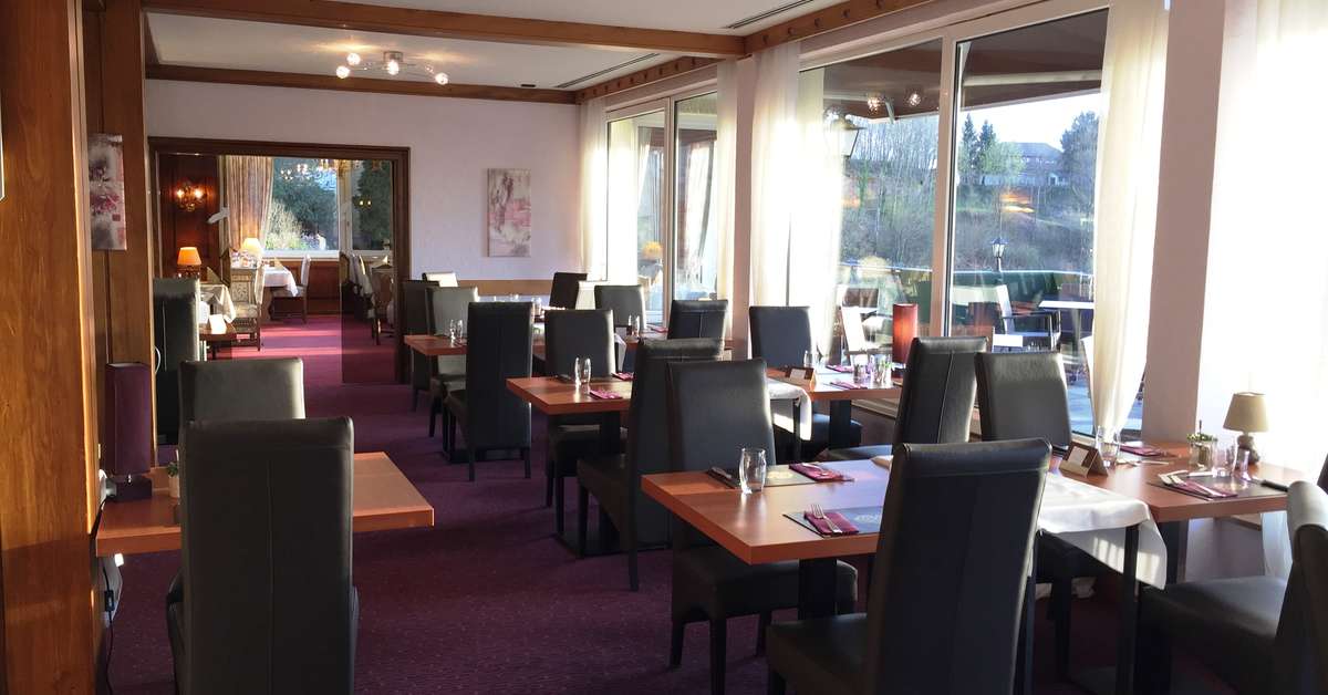 Een foto van de faciliteiten bij Hotel Aux Trois Roses