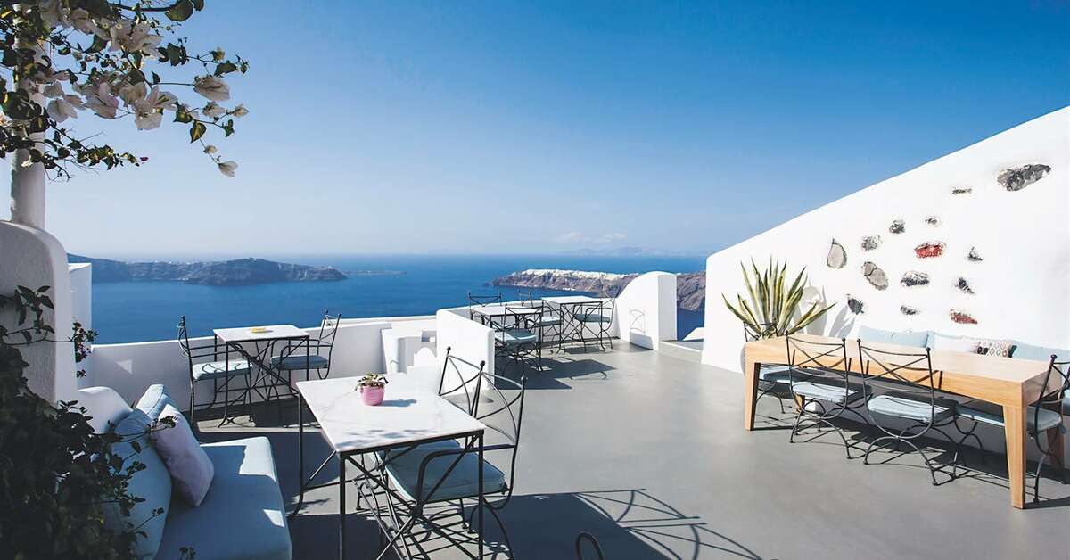 Een foto van het terras bij Remezzo Villas