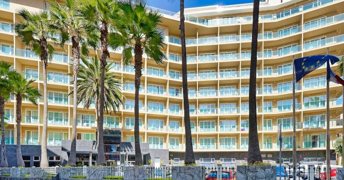 Ein Foto Bull Hotel Reina Isabel & Spa