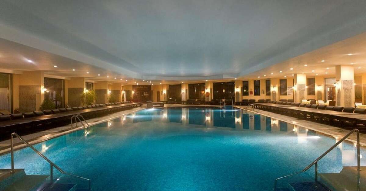 Een foto van het zwembad bij Delphin Palace Hotel