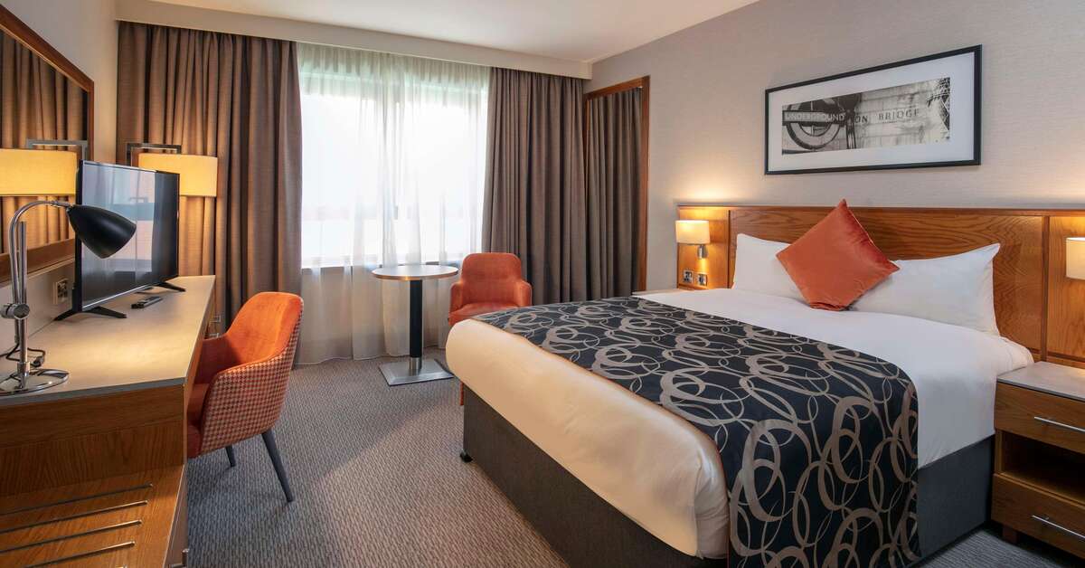Een foto van The Crown Hotel London