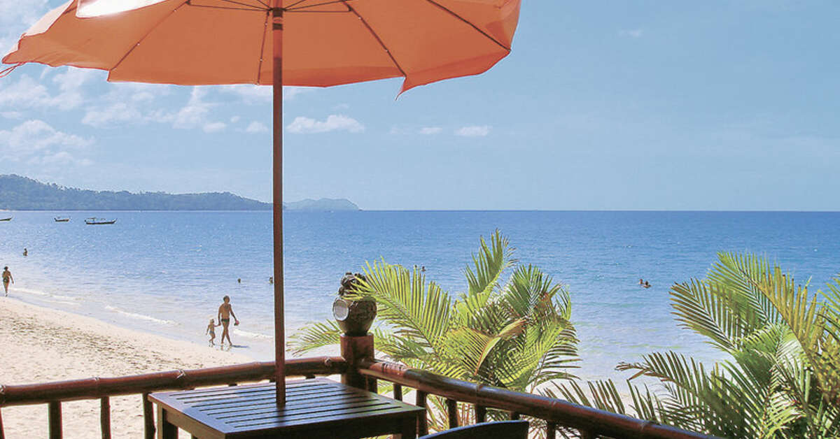 Ein Foto von der Terrasse im Sudala Beach Resort