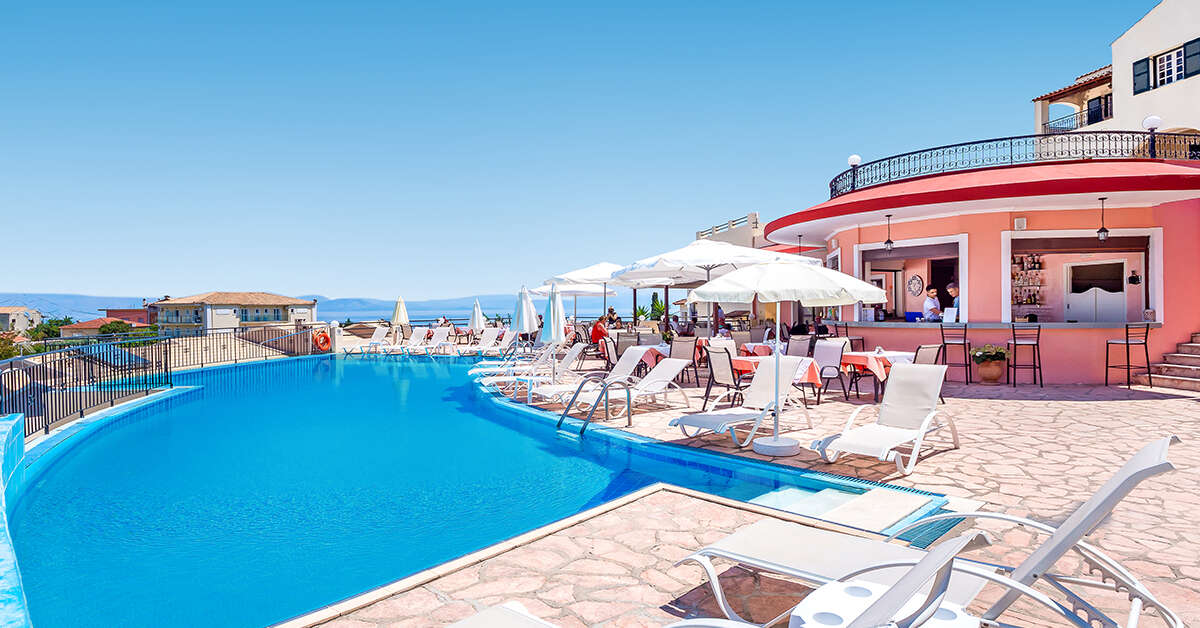 Ein Foto vom Pool im Aparthotel Corfu Pelagos