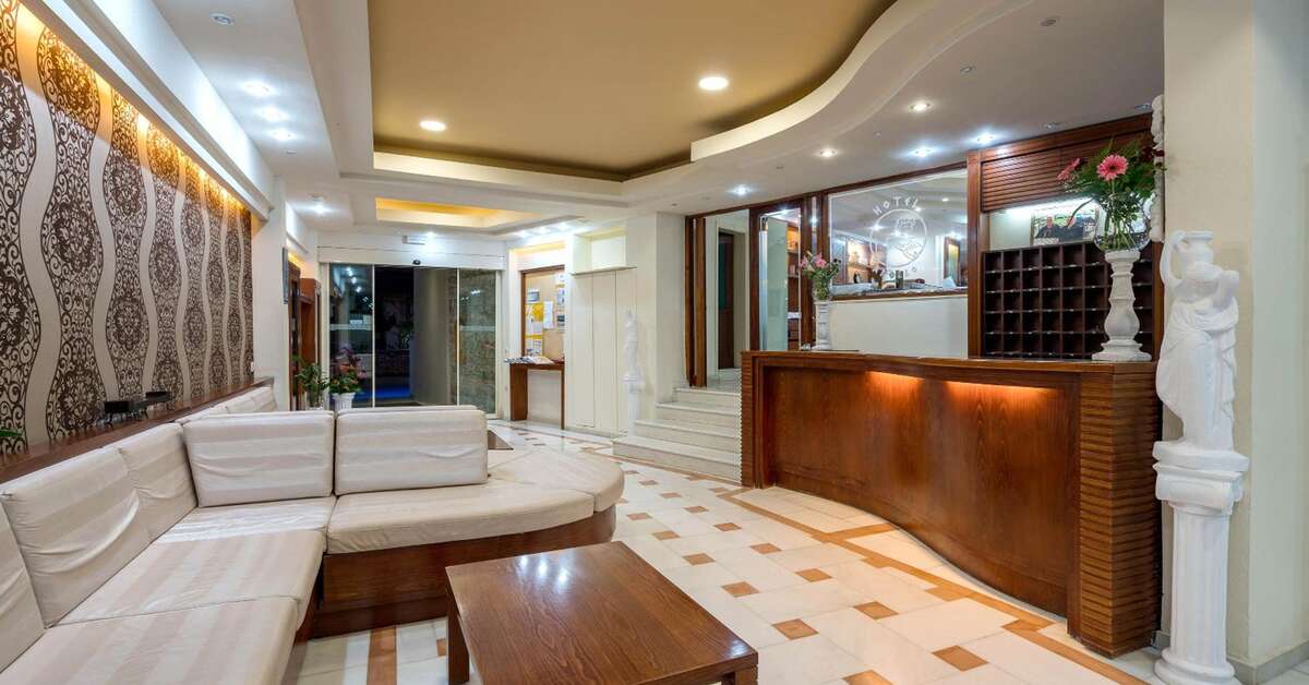 Een foto van het interieur van Apollo Hotel