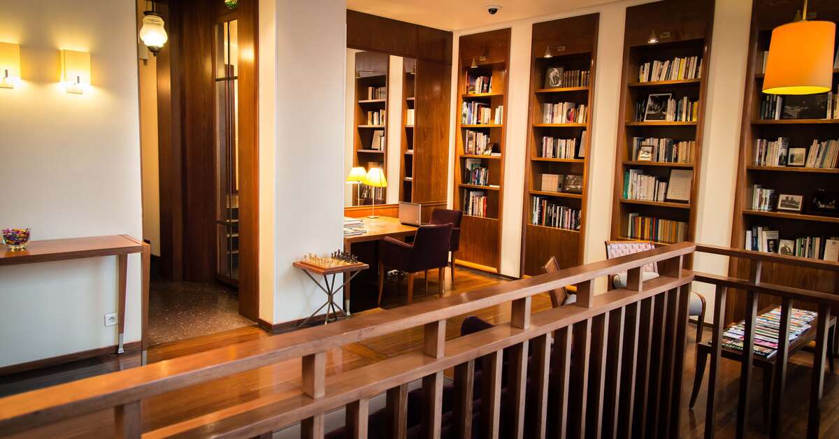 Een foto van het interieur van Hotel Quartier Latin