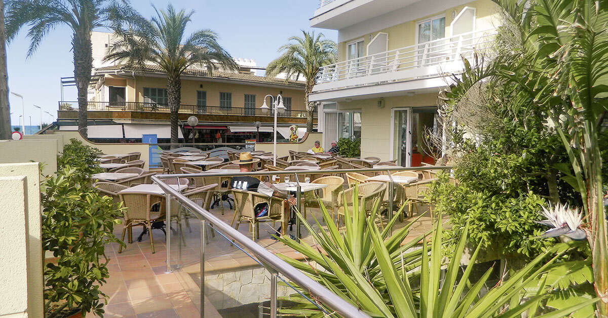 Een foto van het terras bij Nordeste Playa