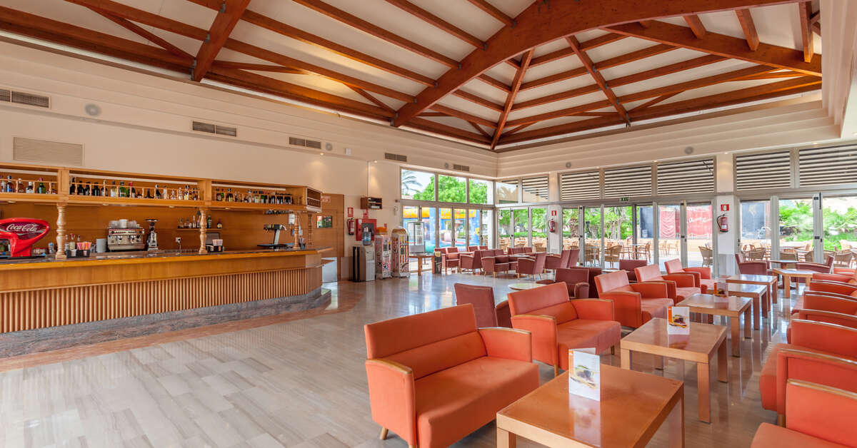 Een foto van de faciliteiten bij Hotel Zafiro Menorca