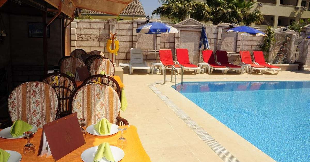 Een foto van het zwembad bij Side Orient Aparthotel