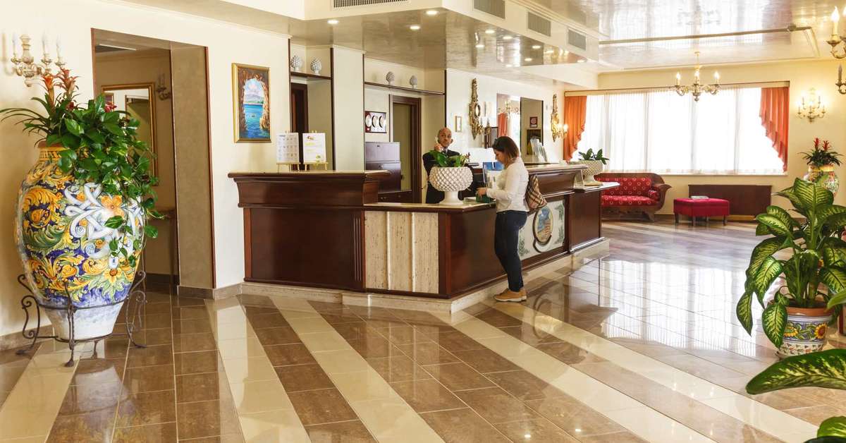 Ein Foto vom Innenbereich im Diamond Naxos Taormina