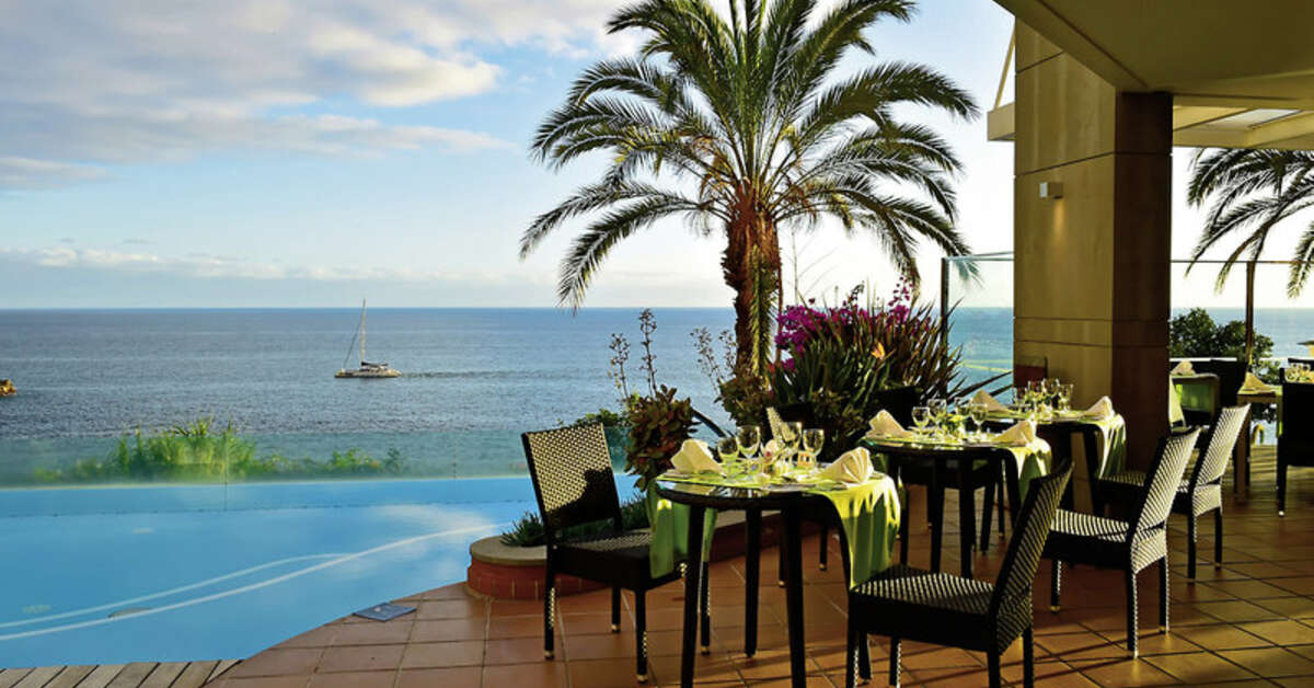 Ein Foto vom Pool im Pestana Promenade