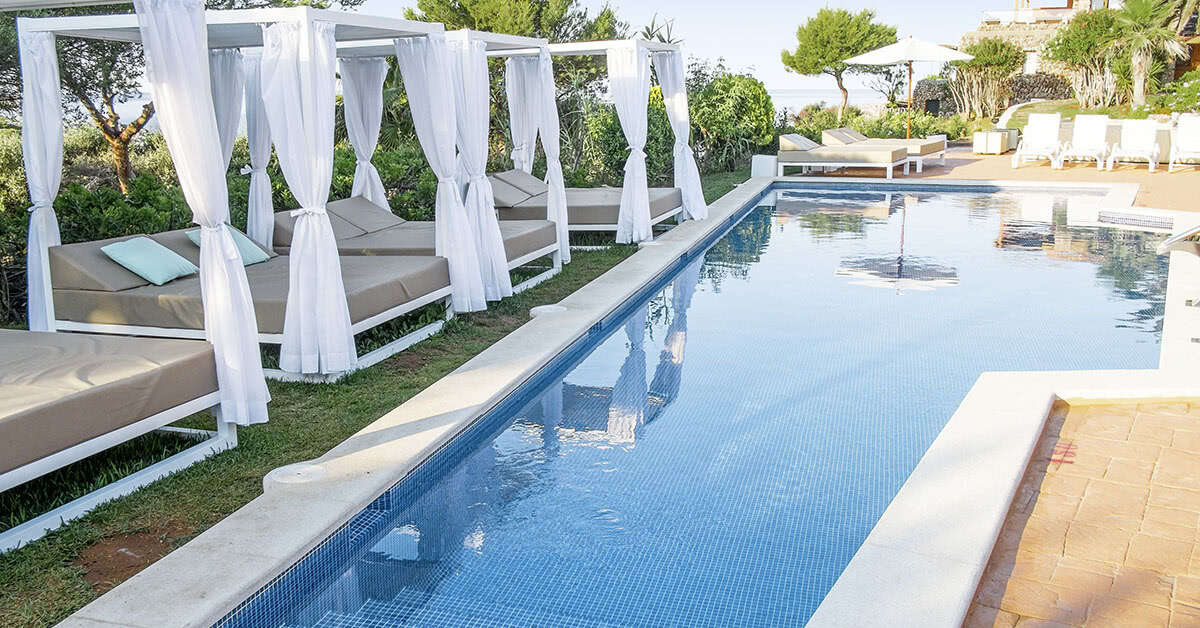 Een foto van het zwembad bij Pierre & Vacances Premium Menorca Binibeca