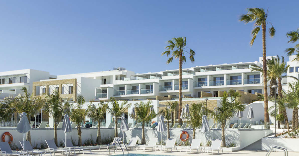 Een foto van het zwembad bij Blue Lagoon Ocean