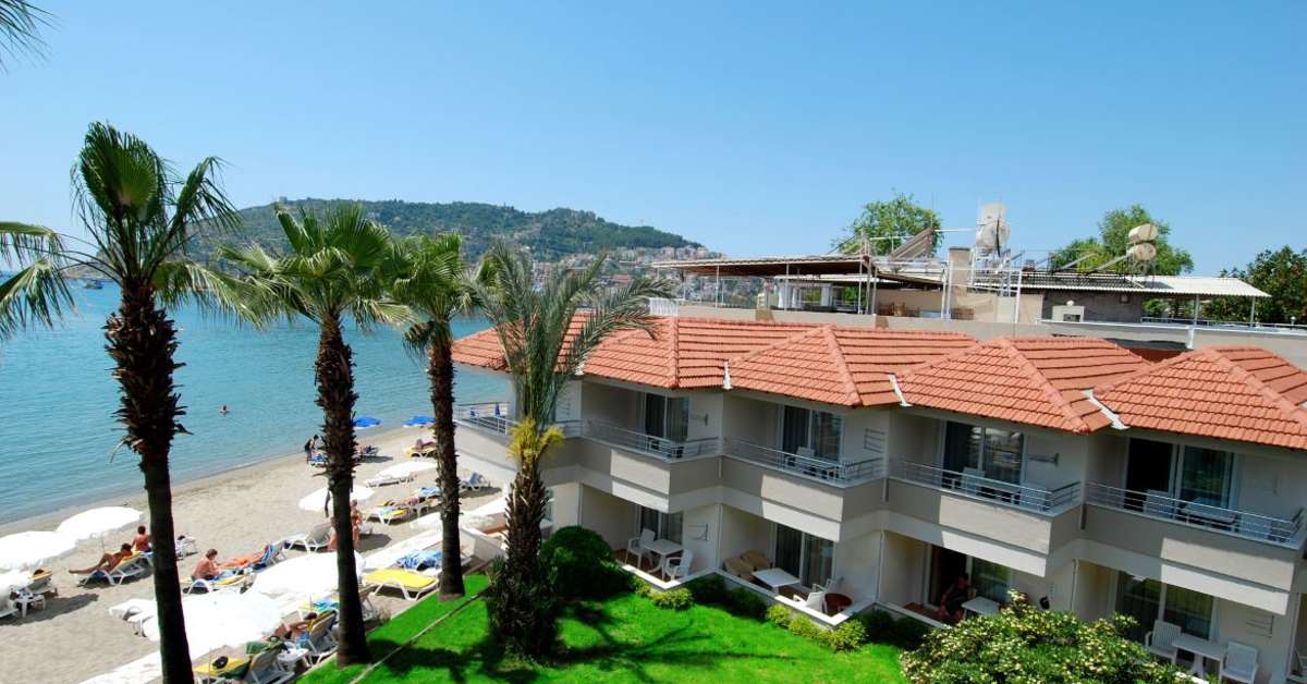Een foto van de buitenkant van Hotel Panorama