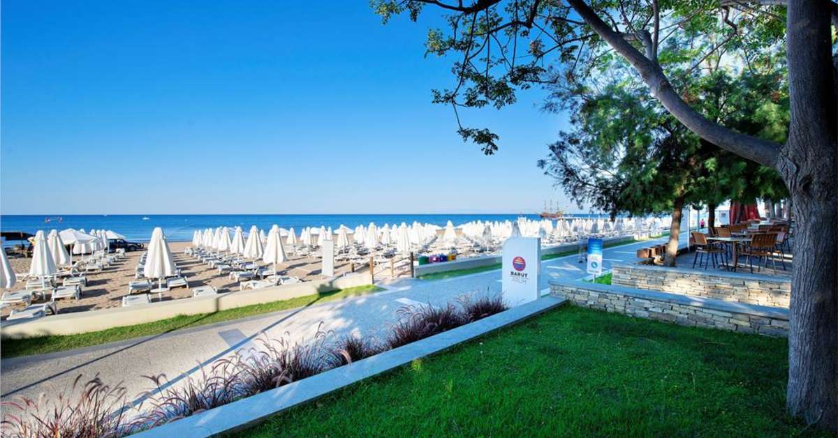 Ein Foto vom Strand beim Arum Barut Collection
